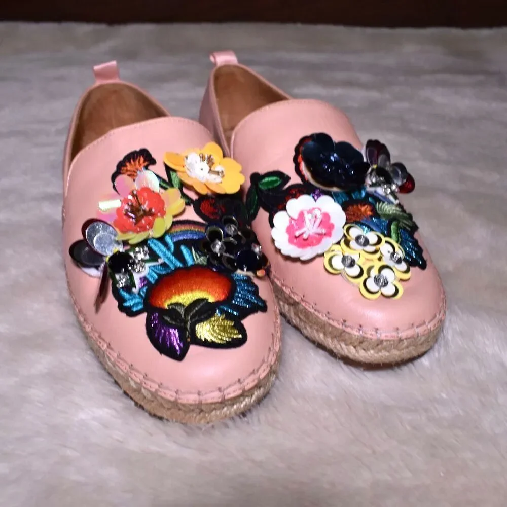 Bill Blass Sutton Pink Floral Embroidered Espadrilles Flats Size 7.5